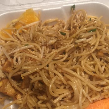 Erawan Cafe - Pad Thai made with none other than spaghetti noodles. No sauce. Course black pepper for spice/seasoning. - Thai Near Me - Denver, Colorado