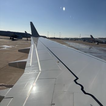 American Airlines - Airlines Near Me - Santa Ana, California