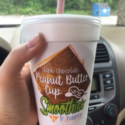 TrUbalance Nutrition & Fitness - Love that they put a sticker on the cup with the name of your smoothie!