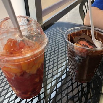 Paletería La Michoacana - Enchilado and fresas con chocolate. - Ice Cream & Frozen Yogurt Near Me - Grand Prairie, Texas Paletería La Michoacana - Enchilado and fresas con chocolate. - Ice Cream & Frozen Yogurt Near Me - Grand Prairie, Texas