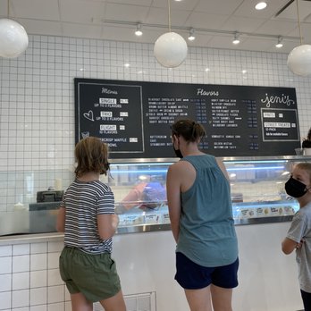Jeni's Splendid Ice Creams - menu - Ice Cream & Frozen Yogurt Near Me - McLean, Virginia Jeni's Splendid Ice Creams - menu - Ice Cream & Frozen Yogurt Near Me - McLean, Virginia
