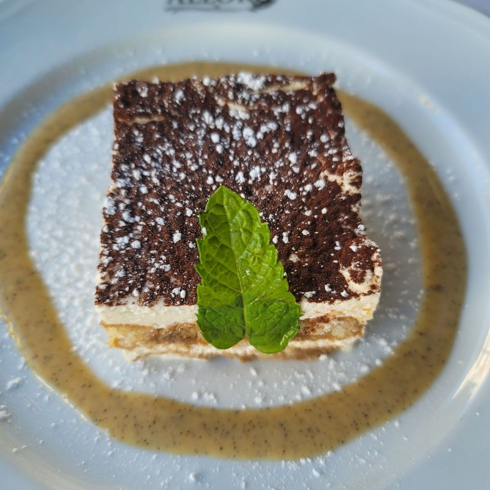 Via Alloro - Tiramisu - Italian Near Me - Beverly Hills, California Via Alloro - Tiramisu - Italian Near Me - Beverly Hills, California