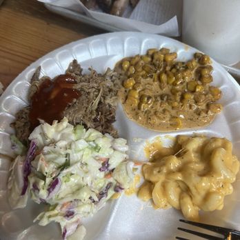 Black's Barbecue Austin - Plate of food. - Barbeque Near Me - Austin, Texas Black's Barbecue Austin - Plate of food. - Barbeque Near Me - Austin, Texas