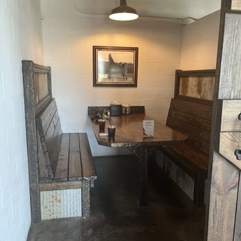 Barrell House BBQ - Private dining - Barbeque Near Me - Shelbyville, Tennessee Barrell House BBQ - Private dining - Barbeque Near Me - Shelbyville, Tennessee