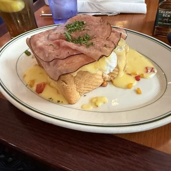 Maxie's - Denver Benedict - Breakfast & Brunch Near Me - Las Vegas, Nevada