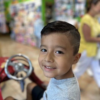 KidSnips - Happy guy clean cut! - Toy Stores Near Me - Arlington Heights, Illinois KidSnips - Happy guy clean cut! - Toy Stores Near Me - Arlington Heights, Illinois