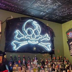 Third Street Dive - More neon and merch!