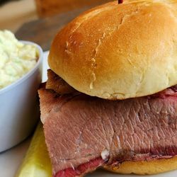 Texas Ribs and BBQ - Brisket sandwich