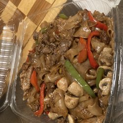 Lemon Grass Thai Cuisine - Beef Pad Sew