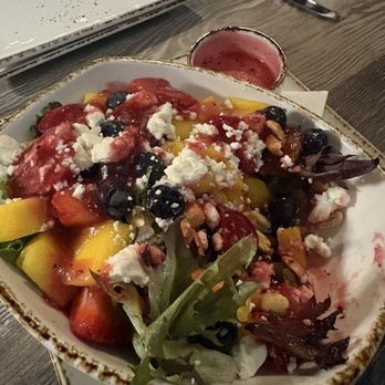 Mamma Mia - Summer salad - Italian Near Me - Riverside, California Mamma Mia - Summer salad - Italian Near Me - Riverside, California