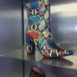 Matches Boutique - Fall boots