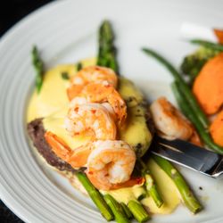 Brickstone Kitchen + Bar - Steak Oscar