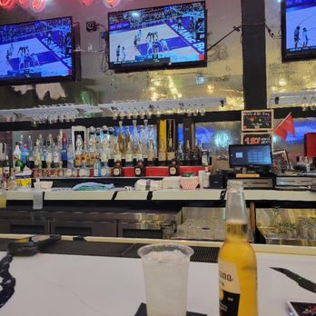 Harolds Chicken & Bar - Nice little bar to chill for a minute. Selection is small tho - Bars Near Me - Los Angeles, California Harolds Chicken & Bar - Nice little bar to chill for a minute. Selection is small tho - Bars Near Me - Los Angeles, California
