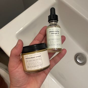 Fox Naturals - Antioxidant crème and facial serum - Cosmetics & Beauty Supply Near Me - Grand Rapids, Michigan Fox Naturals - Antioxidant crème and facial serum - Cosmetics & Beauty Supply Near Me - Grand Rapids, Michigan