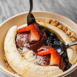 Vale Food Co - Açaí Banana Split