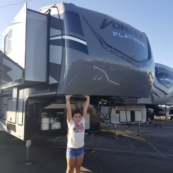 Major RV Sales - Picking up our Fifth Wheel!!! Literally - RV Dealers Near Me - Hesperia, California Major RV Sales - Picking up our Fifth Wheel!!! Literally - RV Dealers Near Me - Hesperia, California