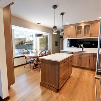Masters Kitchen and Bath - Elegant Kitchen Remodel in Lake Zurich - General Contractors Near Me - Park Ridge, Illinois Masters Kitchen and Bath - Elegant Kitchen Remodel in Lake Zurich - General Contractors Near Me - Park Ridge, Illinois