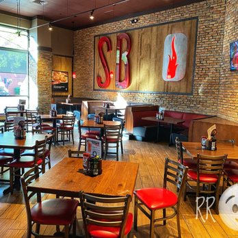 Smokey Bones  - Barbeque Near Me - Buford, Georgia