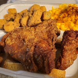 Gus's World Famous Fried Chicken