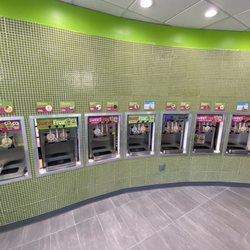 SweetFrog Premium Frozen Yogurt - Yogurt machines