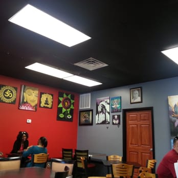 Chez Quan's - Paintings on walls. - Thai Near Me - Melbourne, Florida