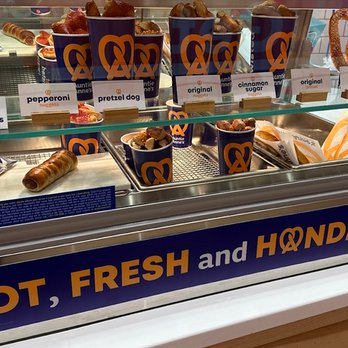 Auntie Anne's - Pretzels Near Me - New York, New York Auntie Anne's - Pretzels Near Me - New York, New York