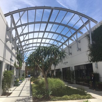 SOCO & The OC Mix - Shopping Centers Near Me - Costa Mesa, California SOCO & The OC Mix - Shopping Centers Near Me - Costa Mesa, California