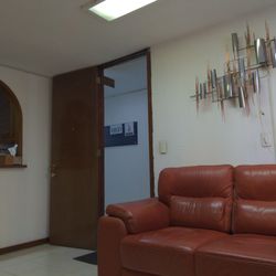 Equihua e Rafael Dr. - Lobby area