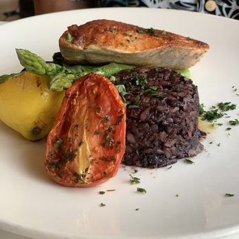 Lahaina Grill - sautéed new zealand ora king salmon fillet - Seafood Near Me - Lahaina, Hawaii Lahaina Grill - sautéed new zealand ora king salmon fillet - Seafood Near Me - Lahaina, Hawaii