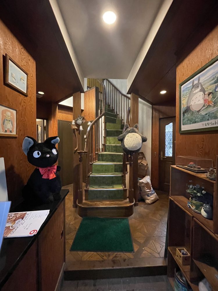 Shirohige's Cream Puff Factory