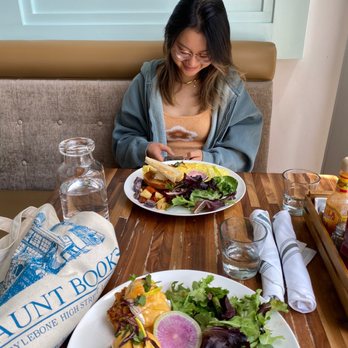 Lapisara Eatery - Meat Lovers Omelette - Breakfast & Brunch Near Me - San Francisco, California