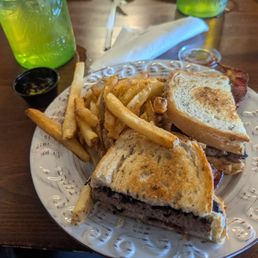 Patty melt with bacon Patty melt with bacon