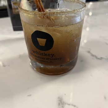 Pizza Beer Whiskey - Apple cinnamon old fashioned - Pizza Near Me - Sycamore, Illinois