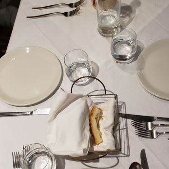 Al Pozzo Etrusco - Dinner table - Italian Near Me - Orvieto, TR