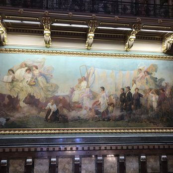 Iowa State Capitol - Landmarks & Historical Buildings Near Me - Des Moines, Iowa Iowa State Capitol - Landmarks & Historical Buildings Near Me - Des Moines, Iowa