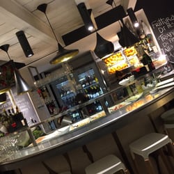 Acquasalata - Cute bar seating