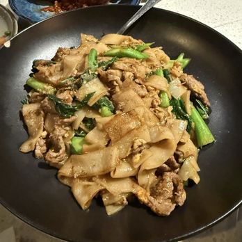 Khao Hom - Pad Se-Ew - Thai Near Me - Hayward, California Khao Hom - Pad Se-Ew - Thai Near Me - Hayward, California