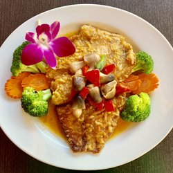 Thotsakan Thai & Vegetarian Cuisine - Three Flavors Fish