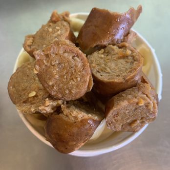 Beecher's Handmade Cheese - "World's Best" Mac and Cheese with sausage (special with Fraunheimer Fine Meat) - Cheese Shops Near Me - Seattle, Washington