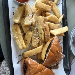 Tri tip sliders