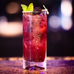 BUCO bar & lounge - Black and berries don julio, ginger beer