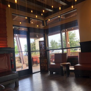 Outback Steakhouse - Nice waiting area! - Steakhouses Near Me - Kissimmee, Florida Outback Steakhouse - Nice waiting area! - Steakhouses Near Me - Kissimmee, Florida