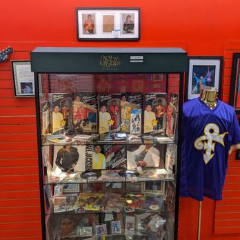 African American Museum - Michael Jackson memorabilia - Museums Near Me - Maplewood, Minnesota African American Museum - Michael Jackson memorabilia - Museums Near Me - Maplewood, Minnesota
