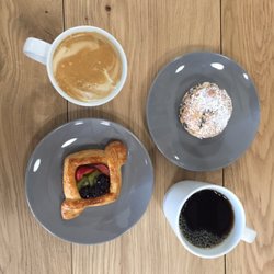 Joe Digs Coffee - Coffee, lattes, baked goods, quiche, soup, and sandwiches.