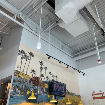 Smashburger - Modern high ceilings - Burgers Near Me - Manhattan Beach, California Smashburger - Modern high ceilings - Burgers Near Me - Manhattan Beach, California