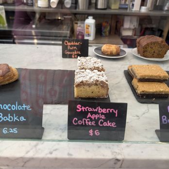 Make Believe Bakeshop - Coffee & Tea Near Me - Astoria, New York