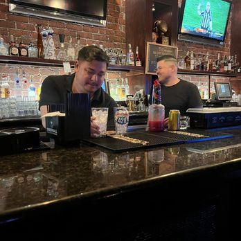 Cities Restaurant - The bar - Lounges Near Me - Los Angeles, California