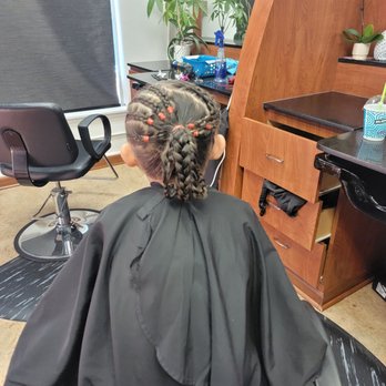 Tram's Salon - Hair Salons Near Me - Seattle, Washington Tram's Salon - Hair Salons Near Me - Seattle, Washington