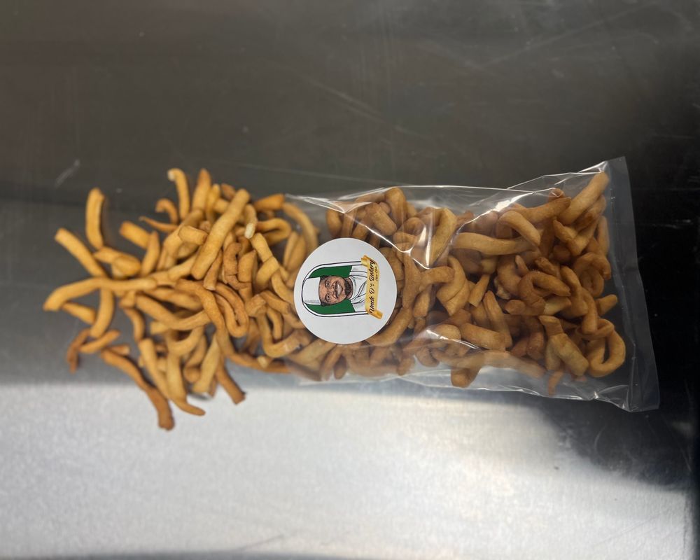 UNCLE D’S BAKERY Updated October 2024 2022 Wilcrest Dr, Houston