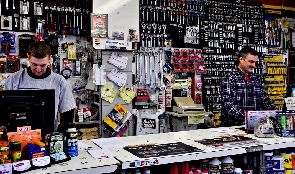 STEVE’S OXFORD AUTOMOTIVE Updated August 2024 48 Photos 48 N